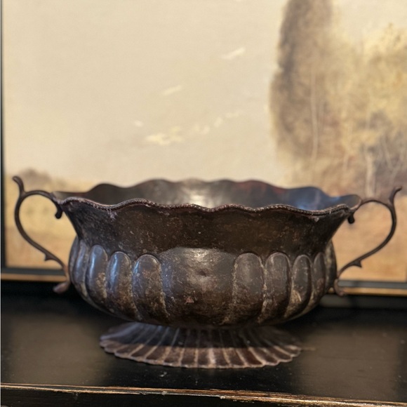 Vintage  footed jardiniere planter bowl double handles scalloped 12x 7.5 x5 - Picture 6 of 8
